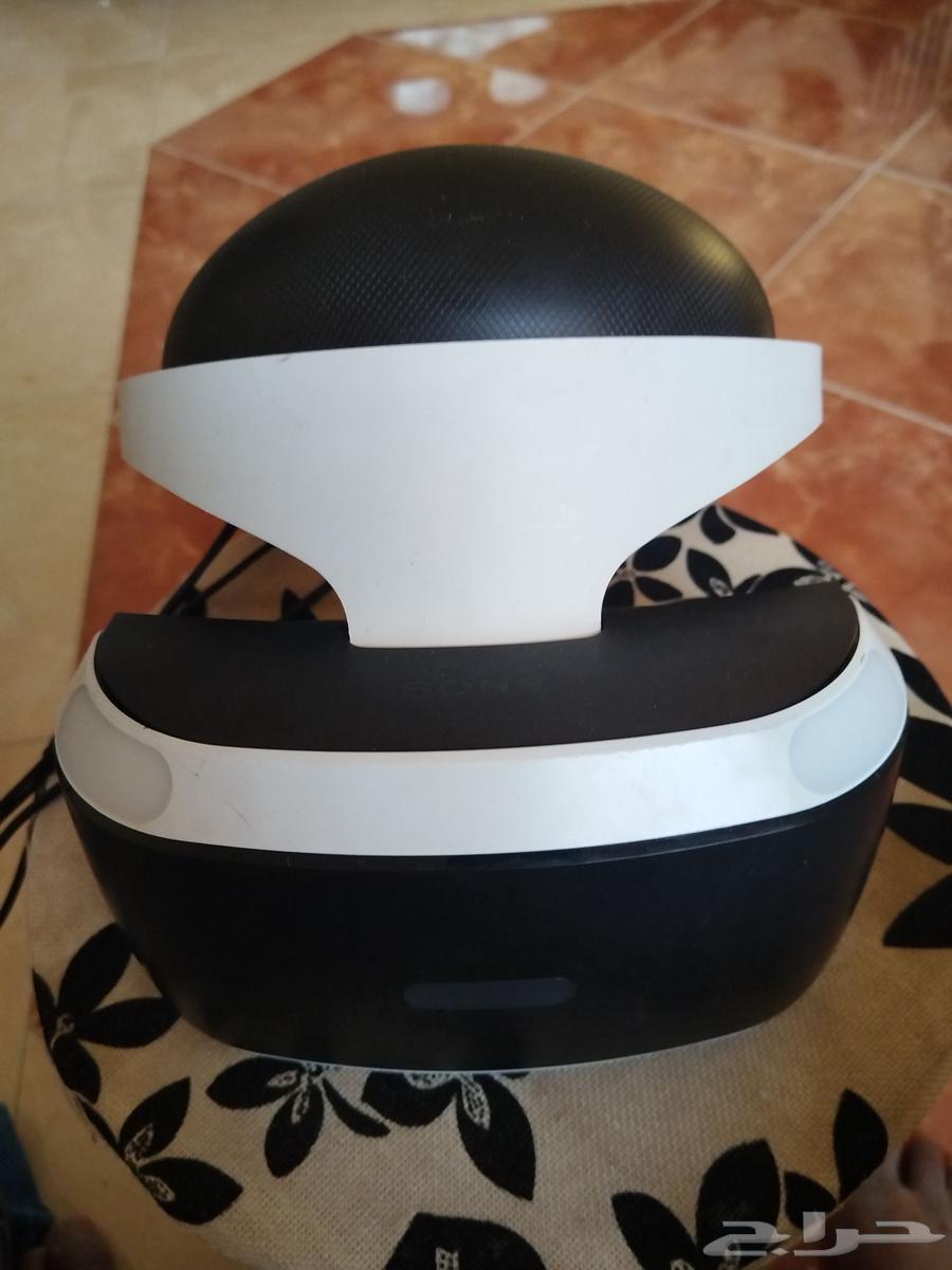 نظاره ذكيه بلايستيشن سوني 4 مع اغراضه بحالة ممتازة64507866171265110