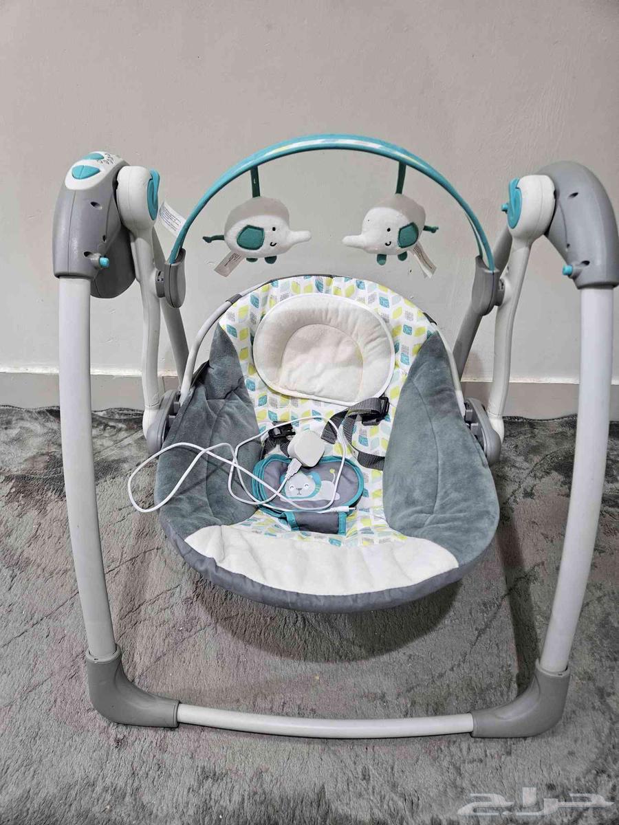 Semi-new baby items (rocking chair, stroller, mattress, carry cot)64502844886146110
