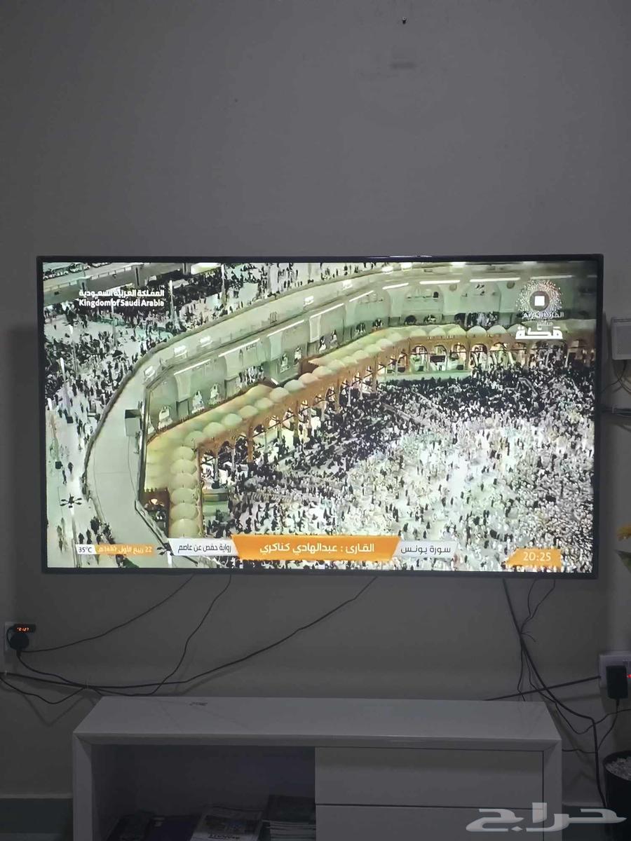 أثاث للبيع. تلفزيون 65 بوصه   غرفة نوم مع المرتبة طاولة طعام64505217871875110