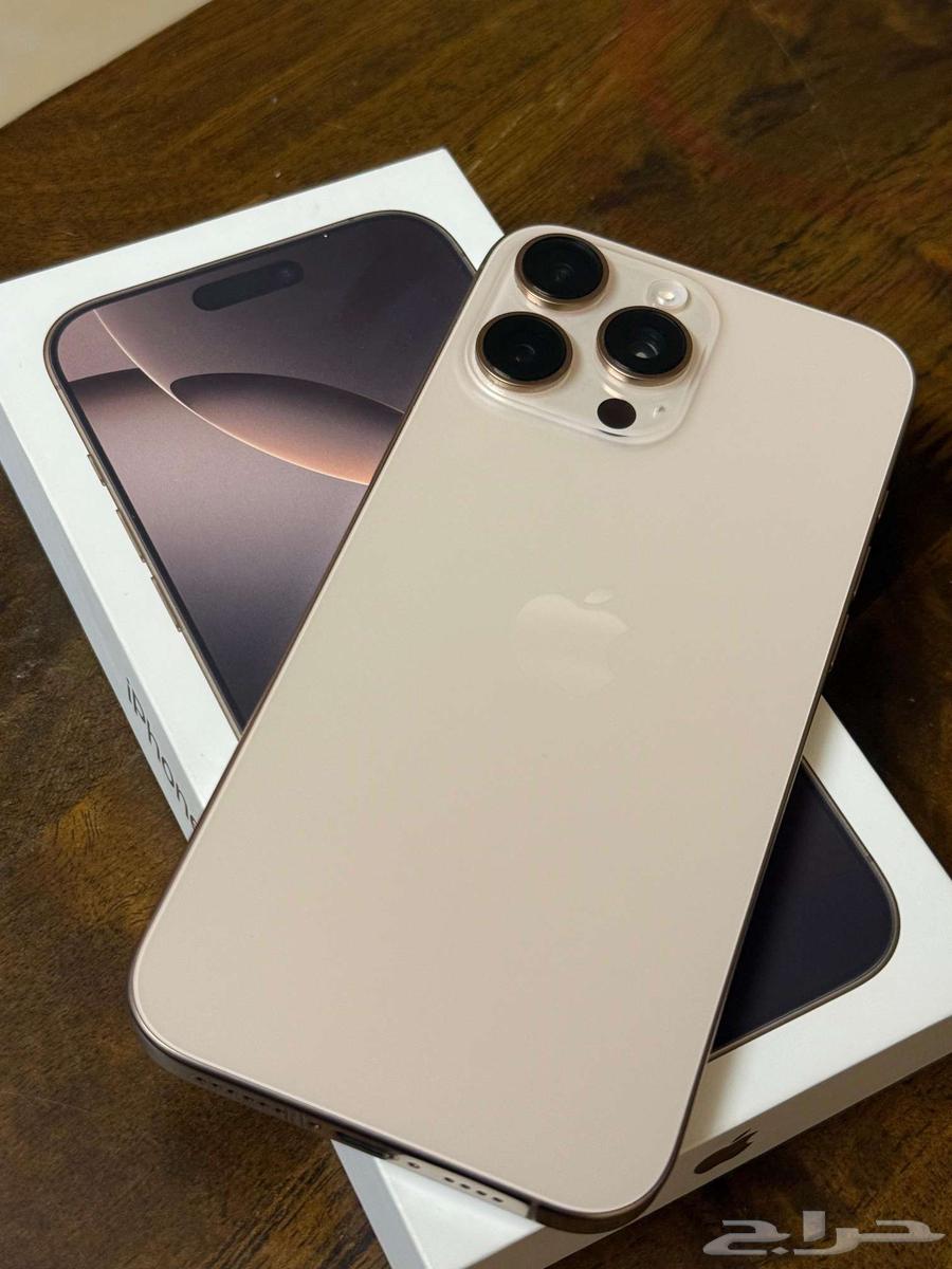 iPhone 16 Pro Max 30 Charging Cycles with Breakage Warranty64504970306178112