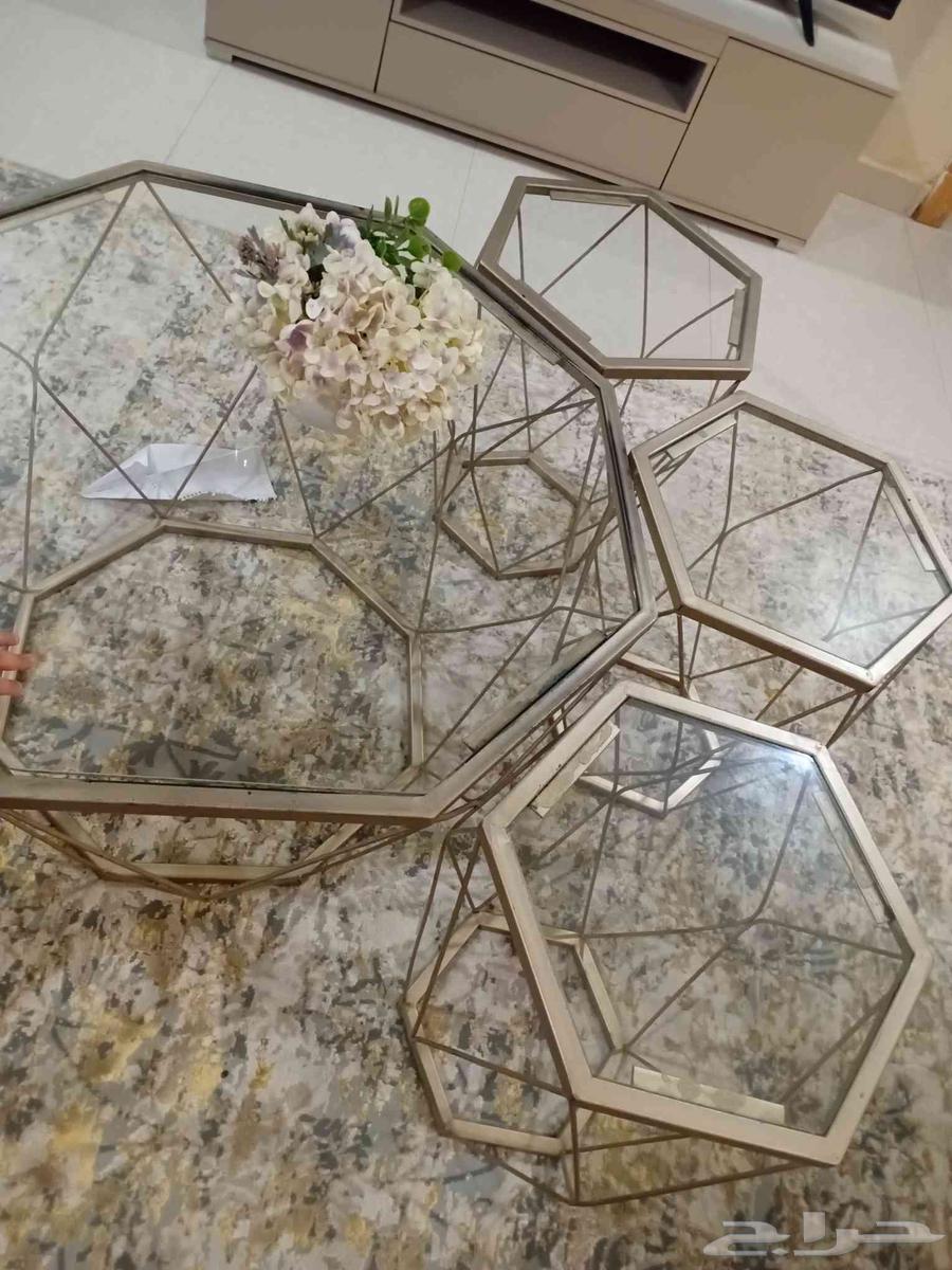 طاولات خده للبيع مع بعض او كل طقم لحاله64507935699459111