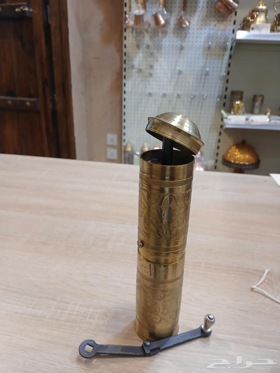 طاحونه يدويه نحاسيه جديده64510436960641110