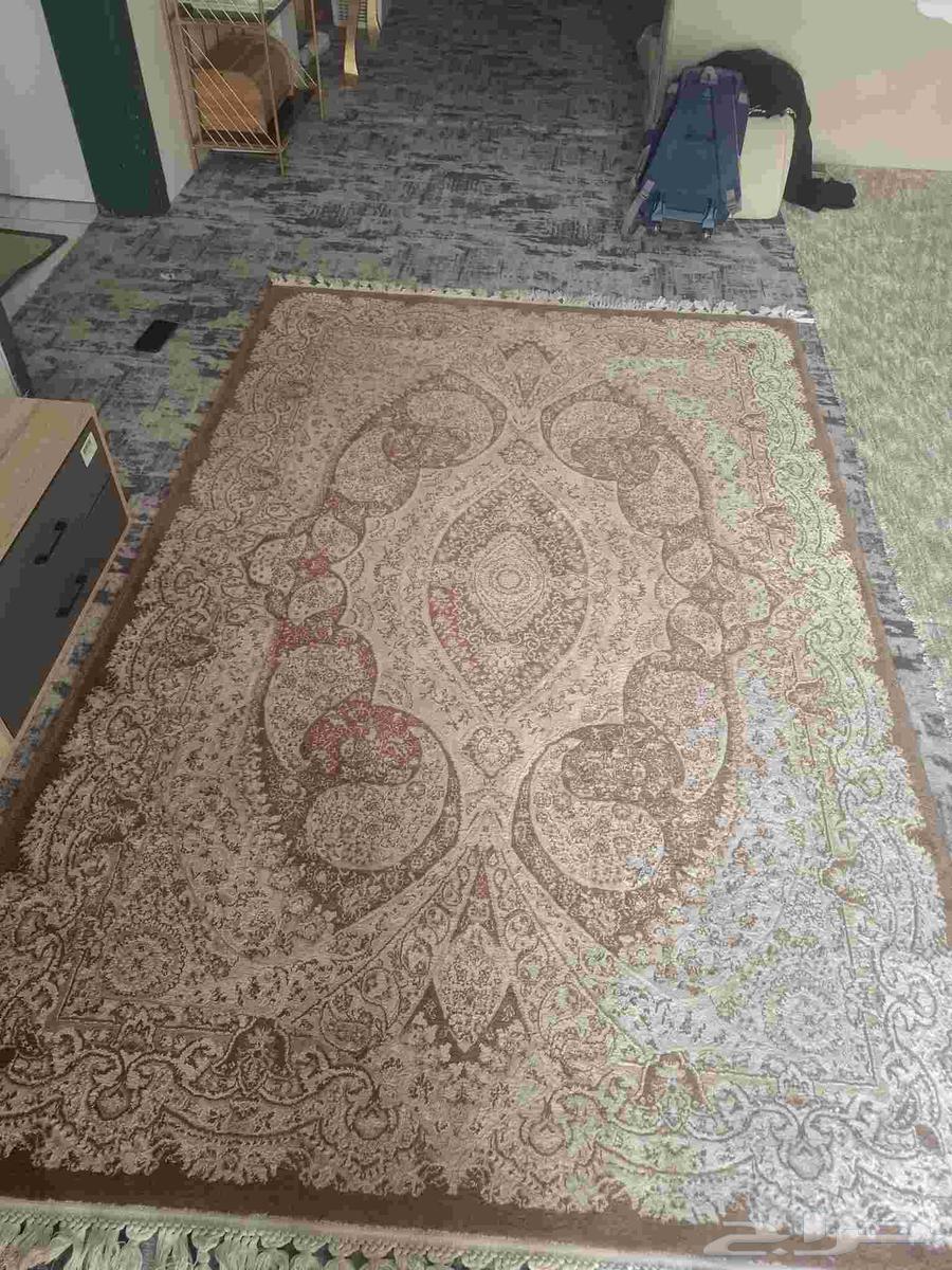 سجاد للبيع جديد لون بني فاتح على ابيض64505598708611113