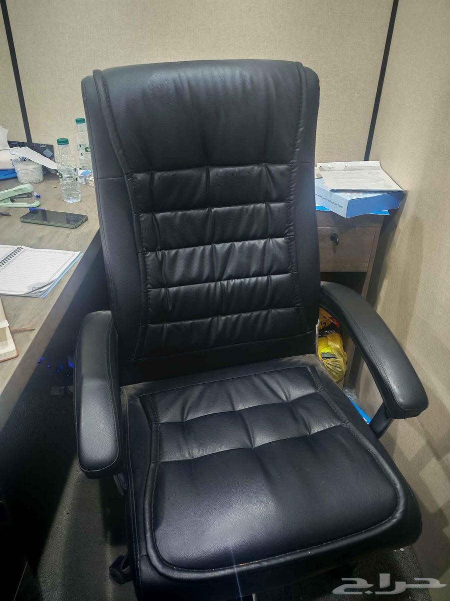 اغراض مكتب للبيع استعمال 4 شهور فقط لسه جديده مكتب 8 قطع64506535118465112