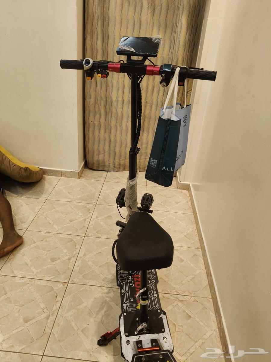 Monster scooter, like new, used for 3 months, negotiable price of 150064503254169601112