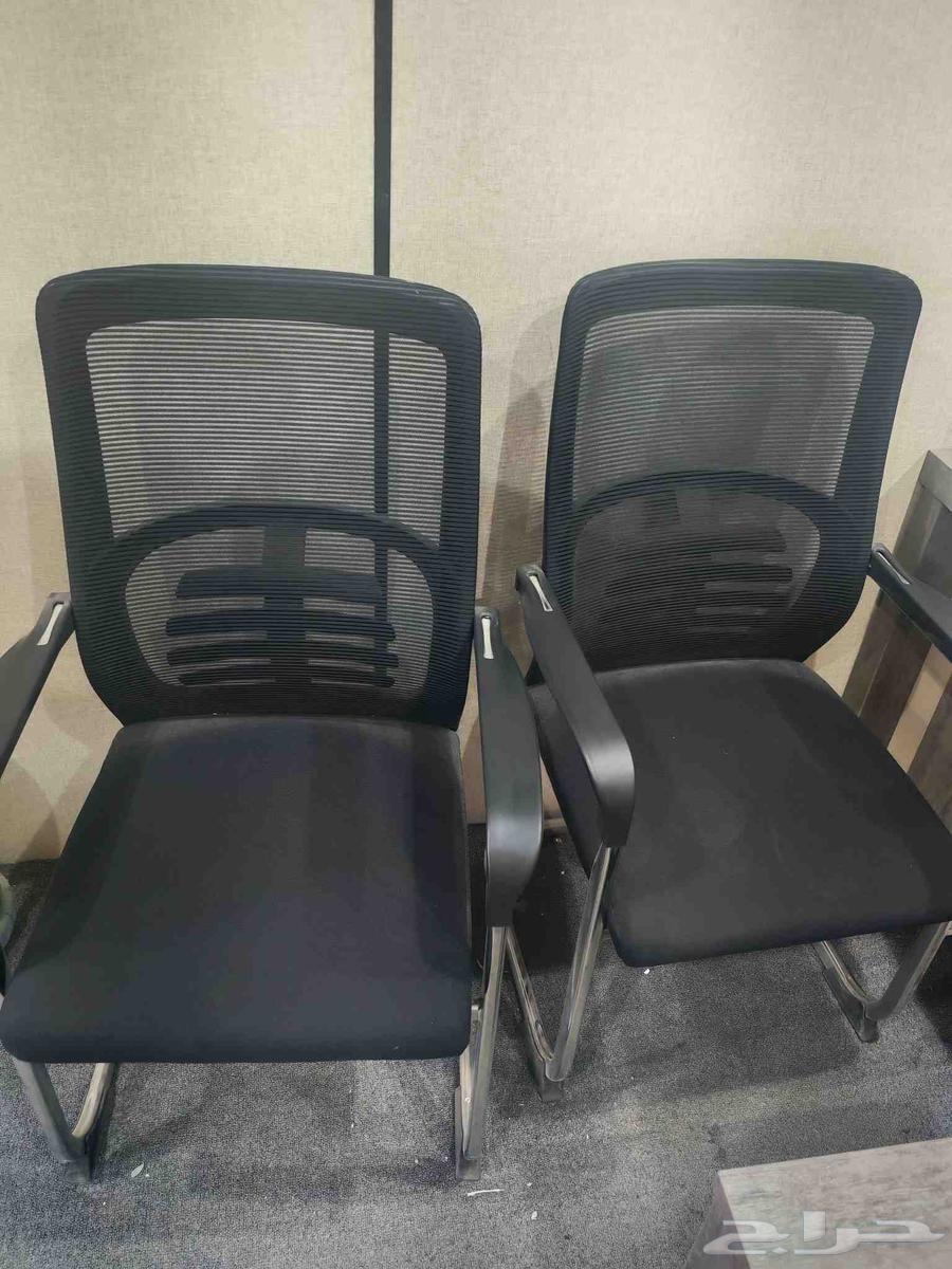 اغراض مكتب للبيع استعمال 4 شهور فقط لسه جديده مكتب 8 قطع64506535118465111