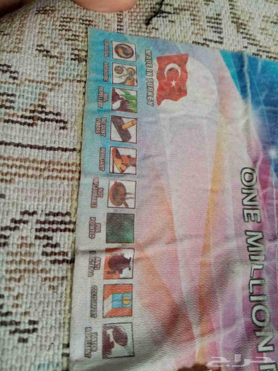 سجاد للبيع جديد لون بني فاتح على أبيض64505495141890111