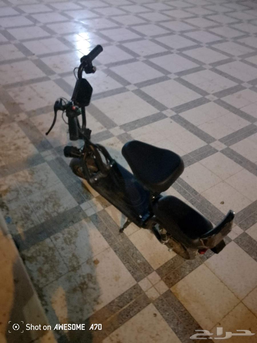 Electric scooter, two-seater with new basket, used for two days64509166203137112
