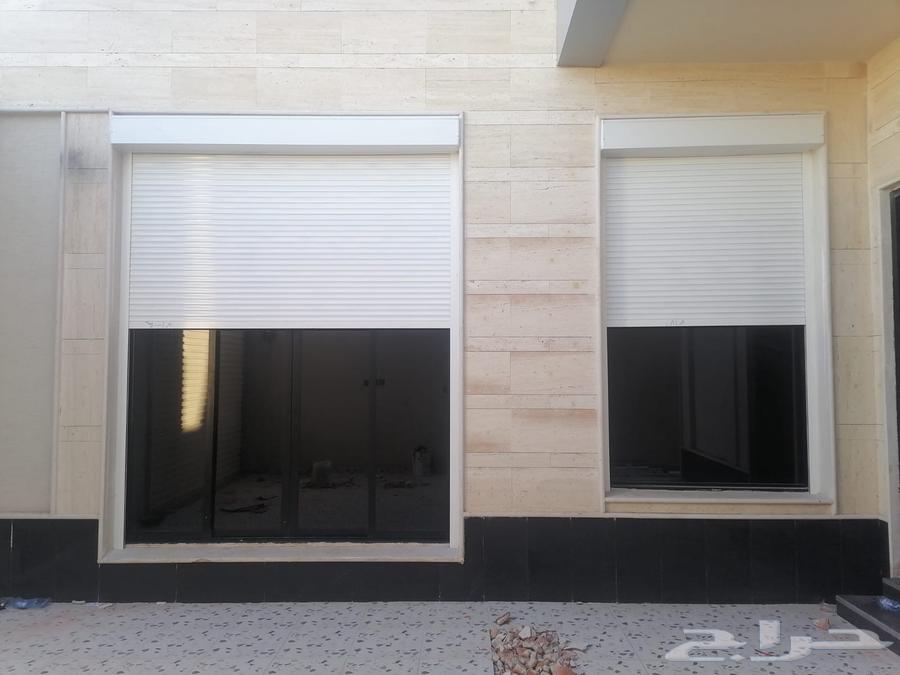 Royal Shutter64503884920706113