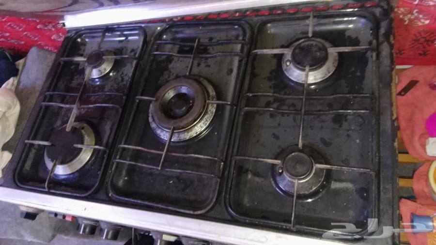 فرن غاز وكهرباء مستخدم نظيف للبيع64506577251586111