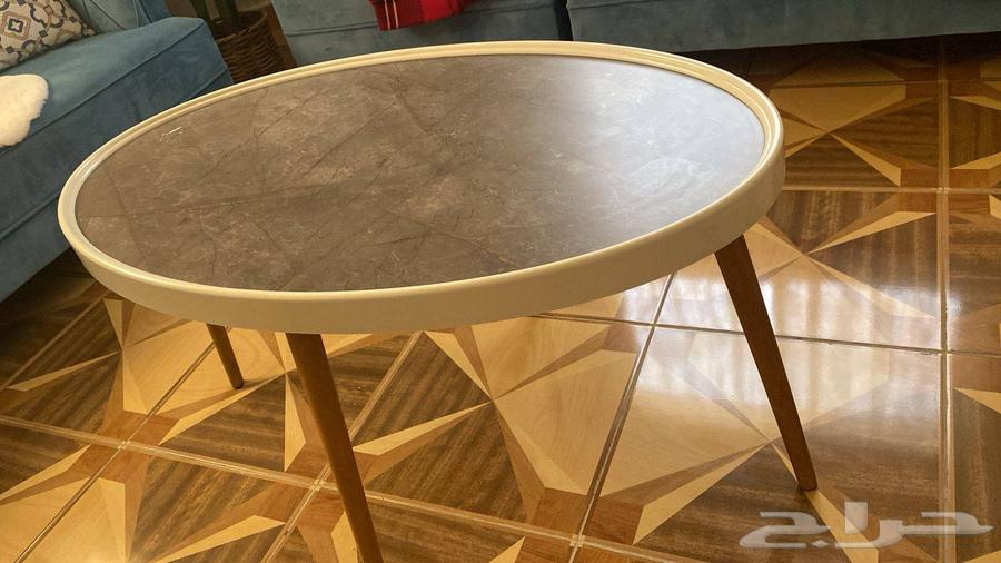 New and clean tables64506132460803110