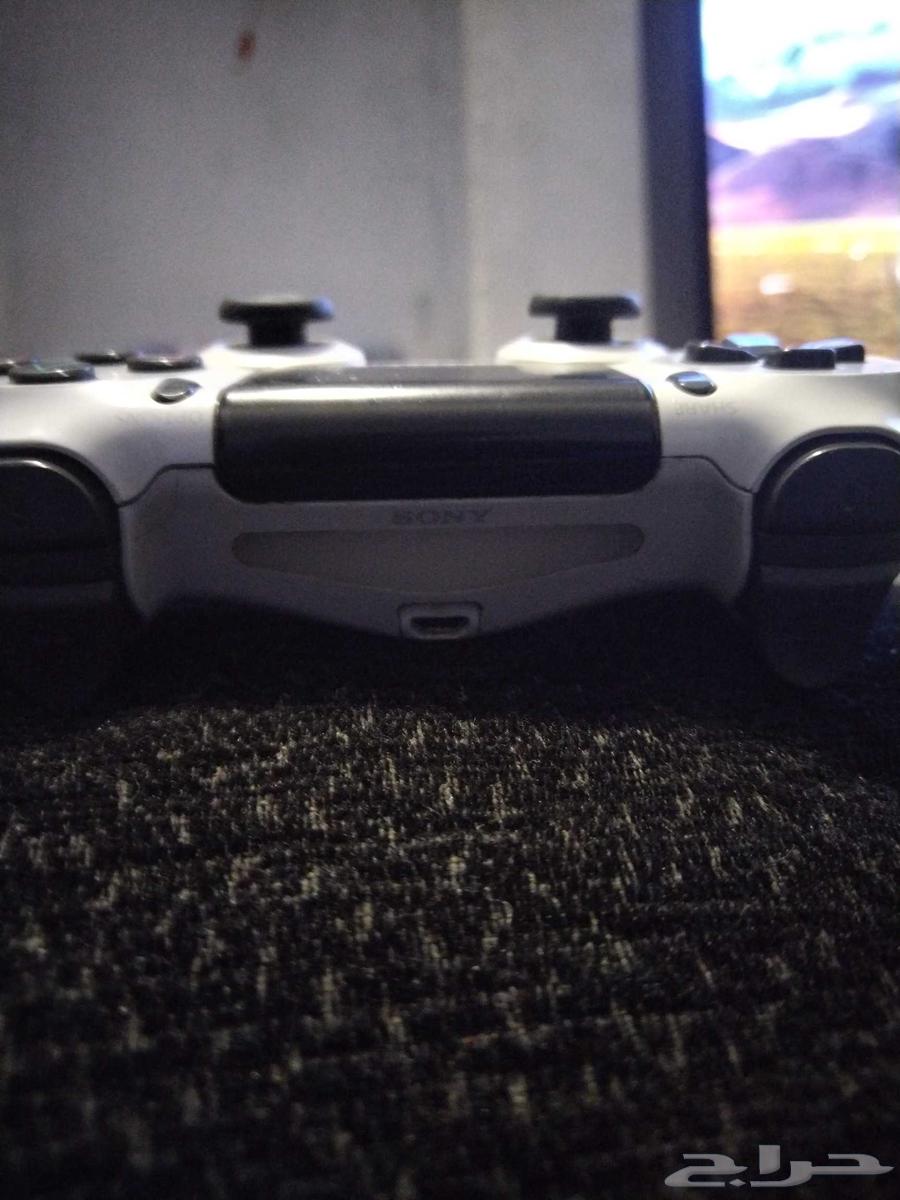 PS4 controller in good condition64504818616323111