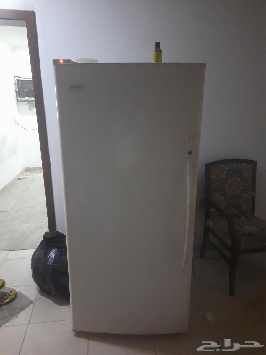 مكيف غساله وتلاجه كبيره و3 سرير حديد لم يستعمل وباقي64508061270145111