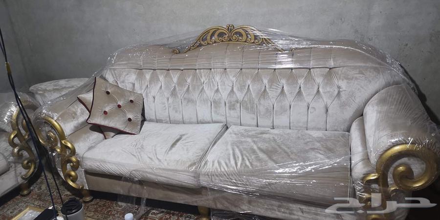 كنب للبيع بحاله ممتازه64505937576322111