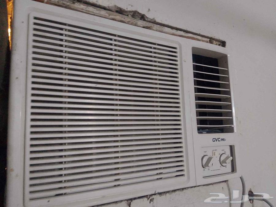 Two air conditioners, the first needs freon and the second has nothing wrong with it, the first is two years old and64510281531779110