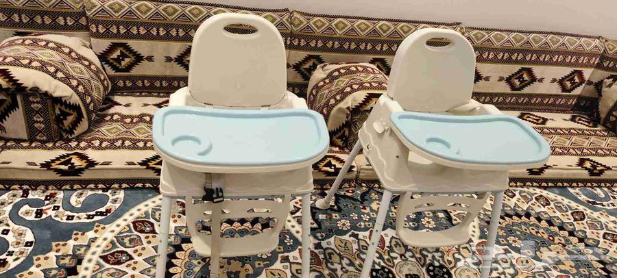 مستعمل خفيف فقط واحد منهم فيه كسر مايأثر في جلوس طفل64510041106435110