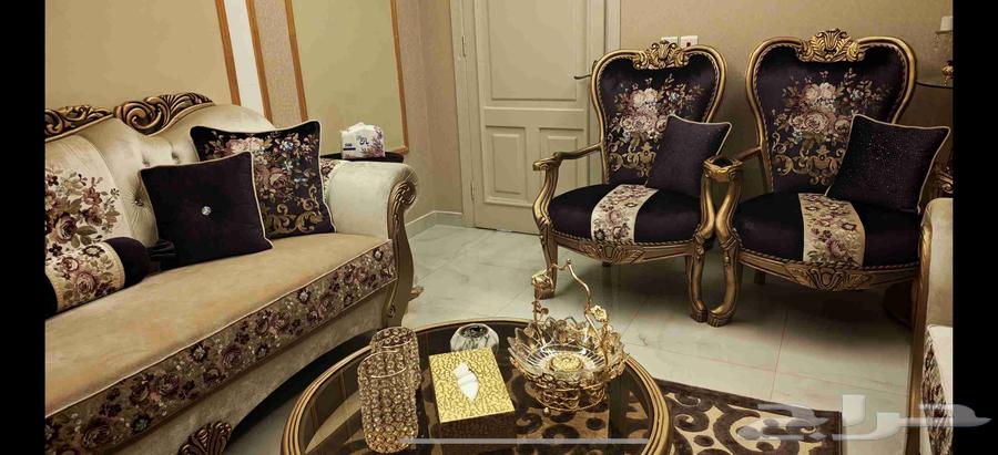 كنب شبه جديد كلاسيك نظيف جدا للبيع64504462059394111