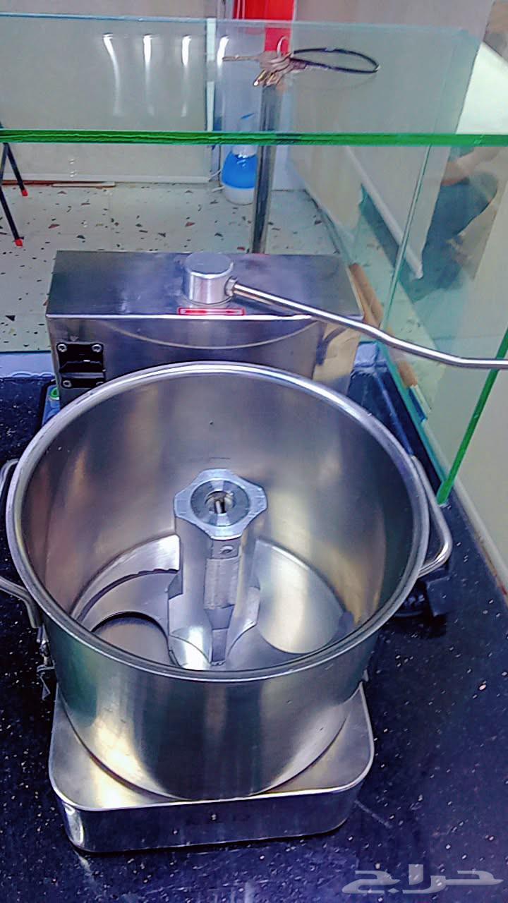 New hummus machine used for only one month64505080077954111