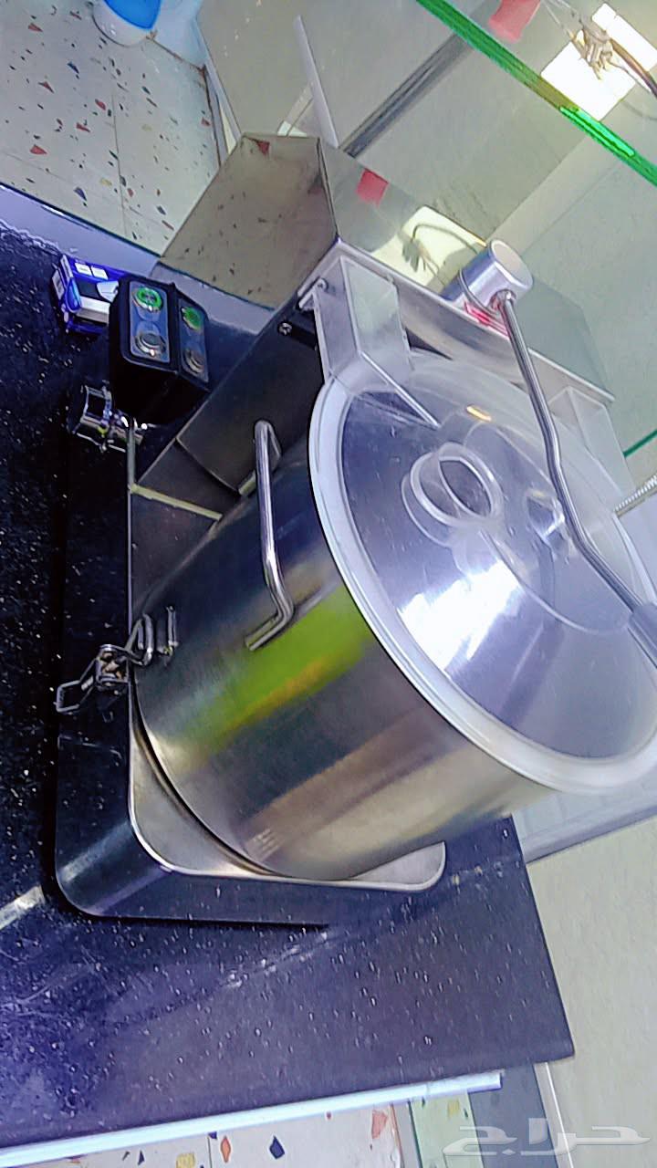 New hummus machine used for only one month64505080077954110