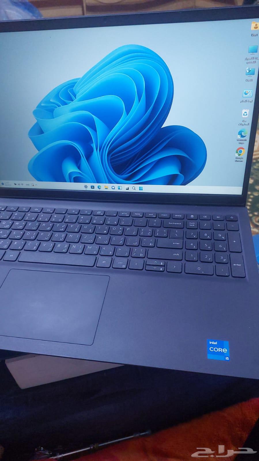 للبيع لابتوب Dell Vostro3520 بحاله ممتازه64505710624002110