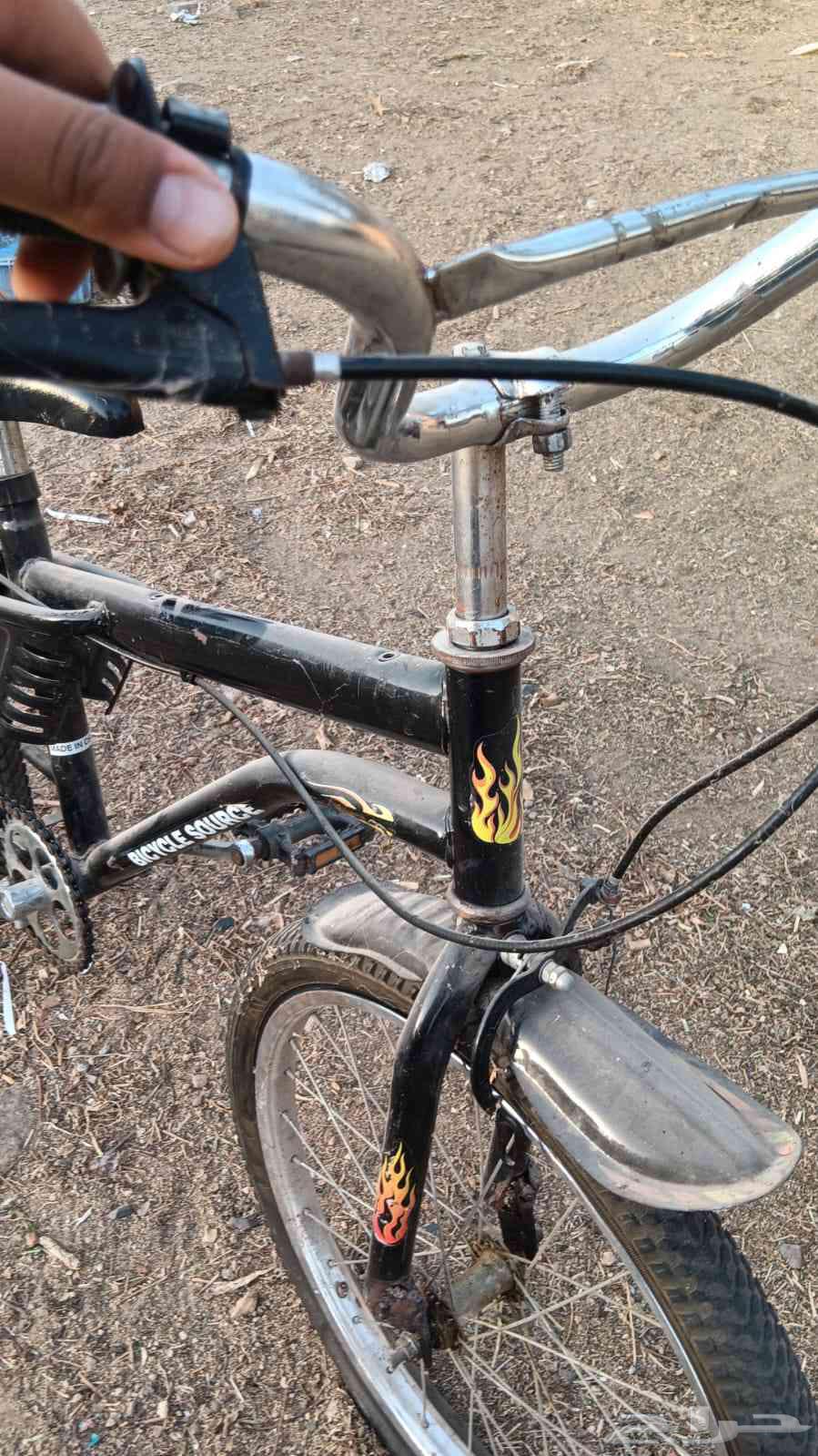 دراجه رابو اندنوسي للبيع الفرامل مفكوكه من زمان ما استخدتها64508593535362111