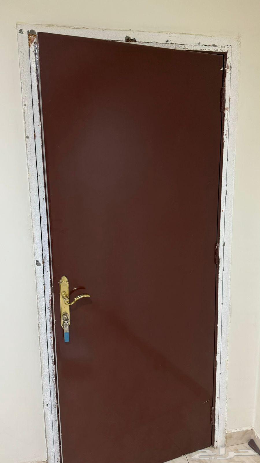 أبواب خشب داخلية ( لون بني )64507824053378113