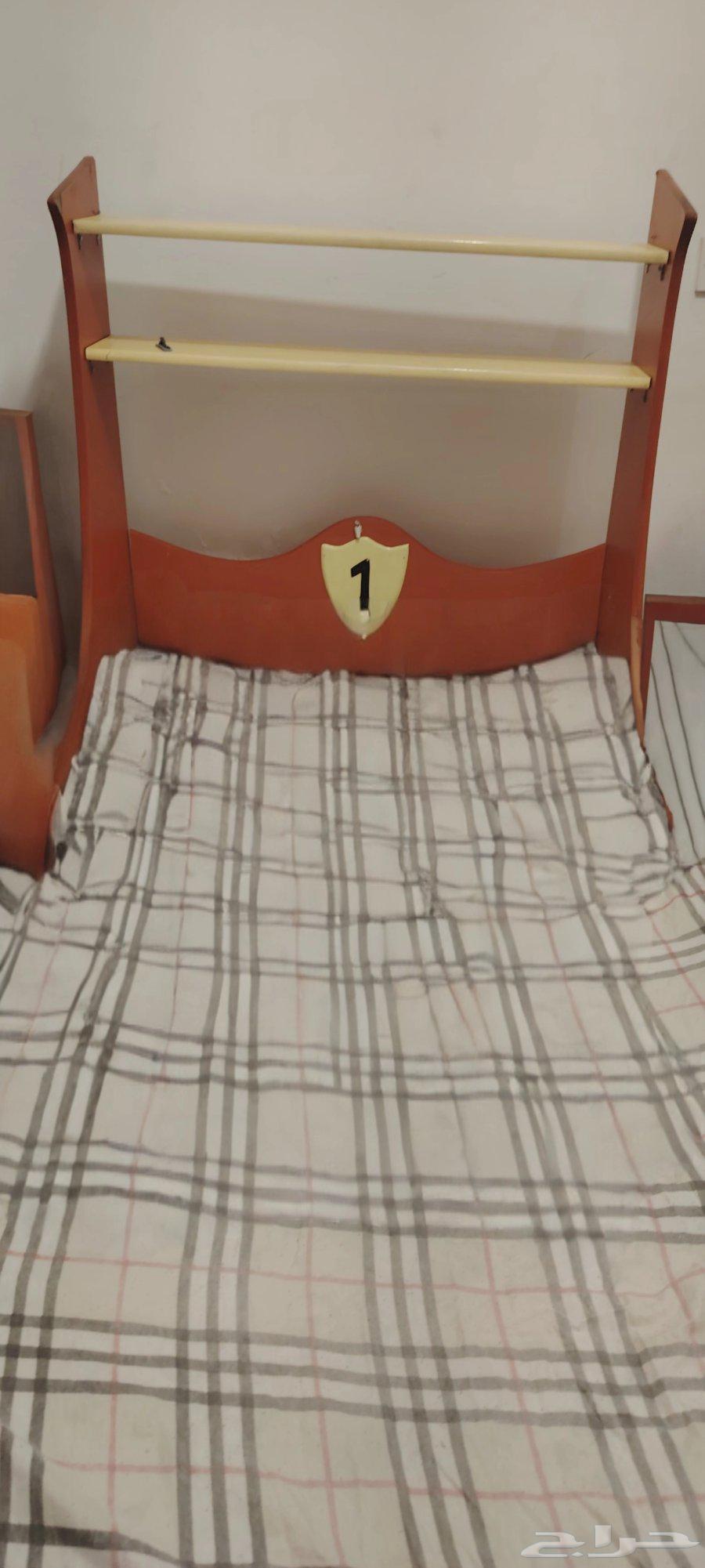 سرير اطفال للبيع64503199895809110