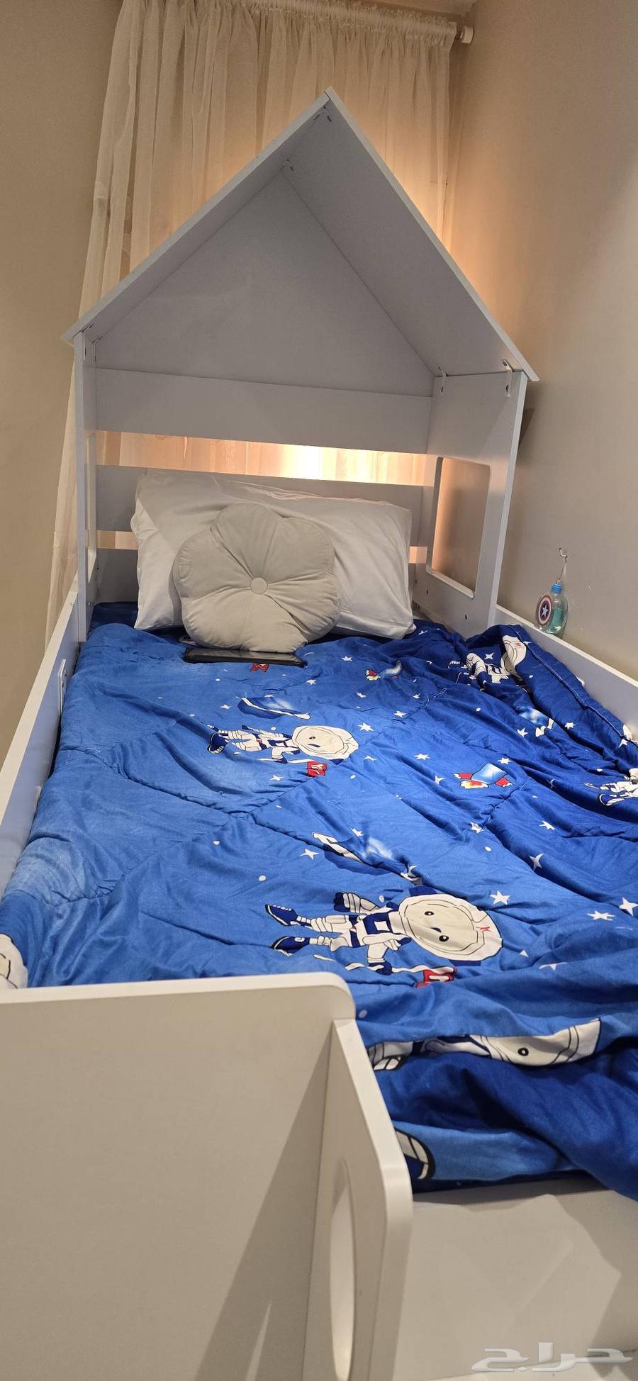 سرير أطفال كوخ64505875369985112