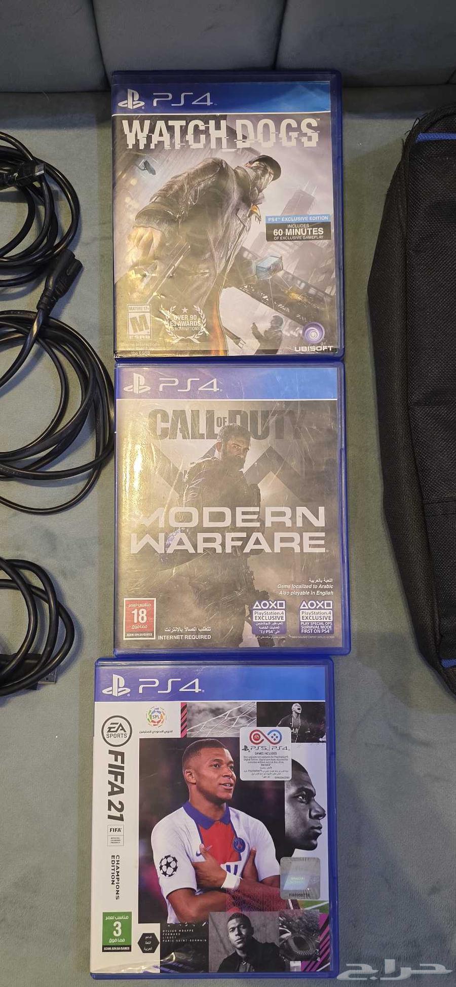 للبيع سوني 4 سليم معه 3اشرطة2يدشنطه واسلاك الكهرب وسلك شاحن64510366584833113