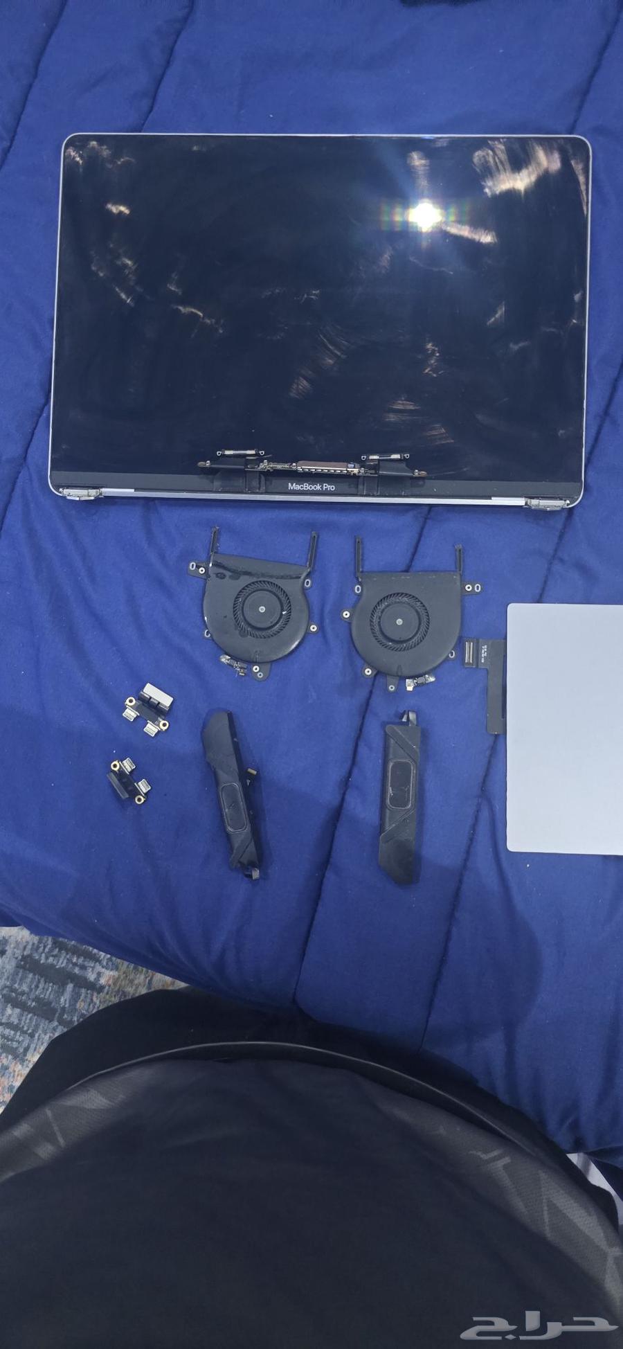 قطع غيار ماك بووك برو اصلية من نفس الجهاز64508117249025110