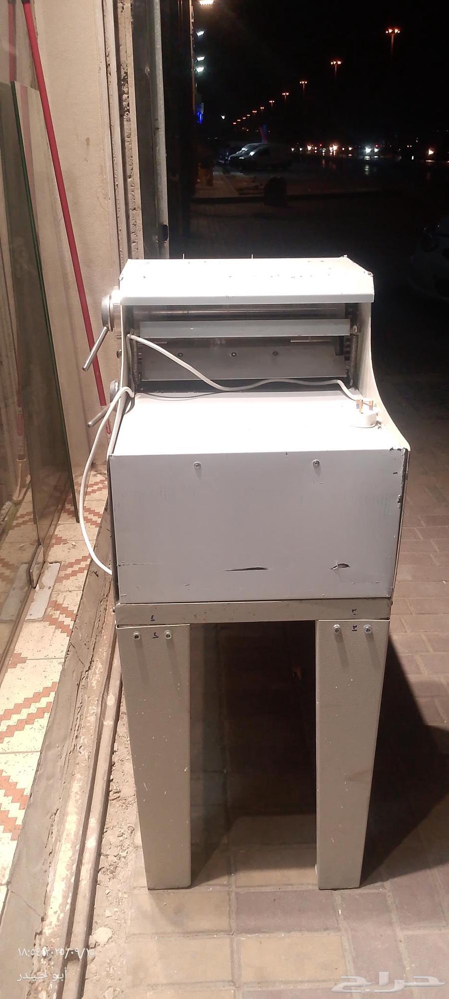 Used dough sheeter, clean and ready to use, with two-year warranty, Syrian manufacturing64508327177090112