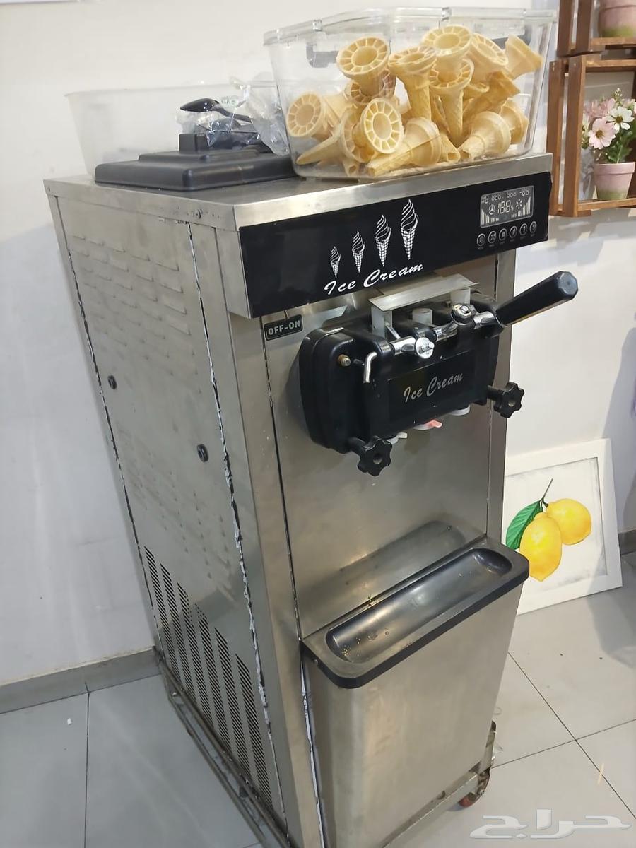 مكينة ايسكريم ومكينة سلاش للبيع64508411185538111