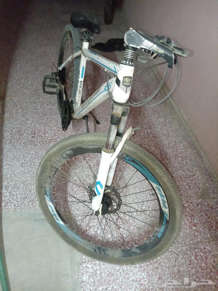 سيكل سرعات اخو الجديد مستعمل نضيف للبيع طالب 400 قابل للتفا64509927375363110