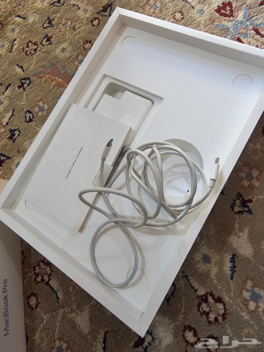 ماك بوك برو m164507081832706112