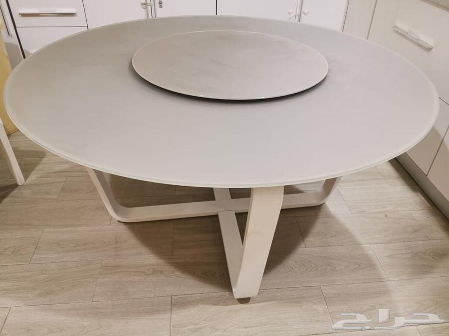 طاوله طعام تكفي لأربع كراسي64512231838210110