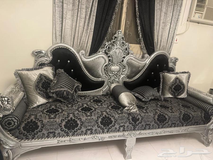 كنب للبيع نظيف جدا شبه جديد للتواصل64512441326467110