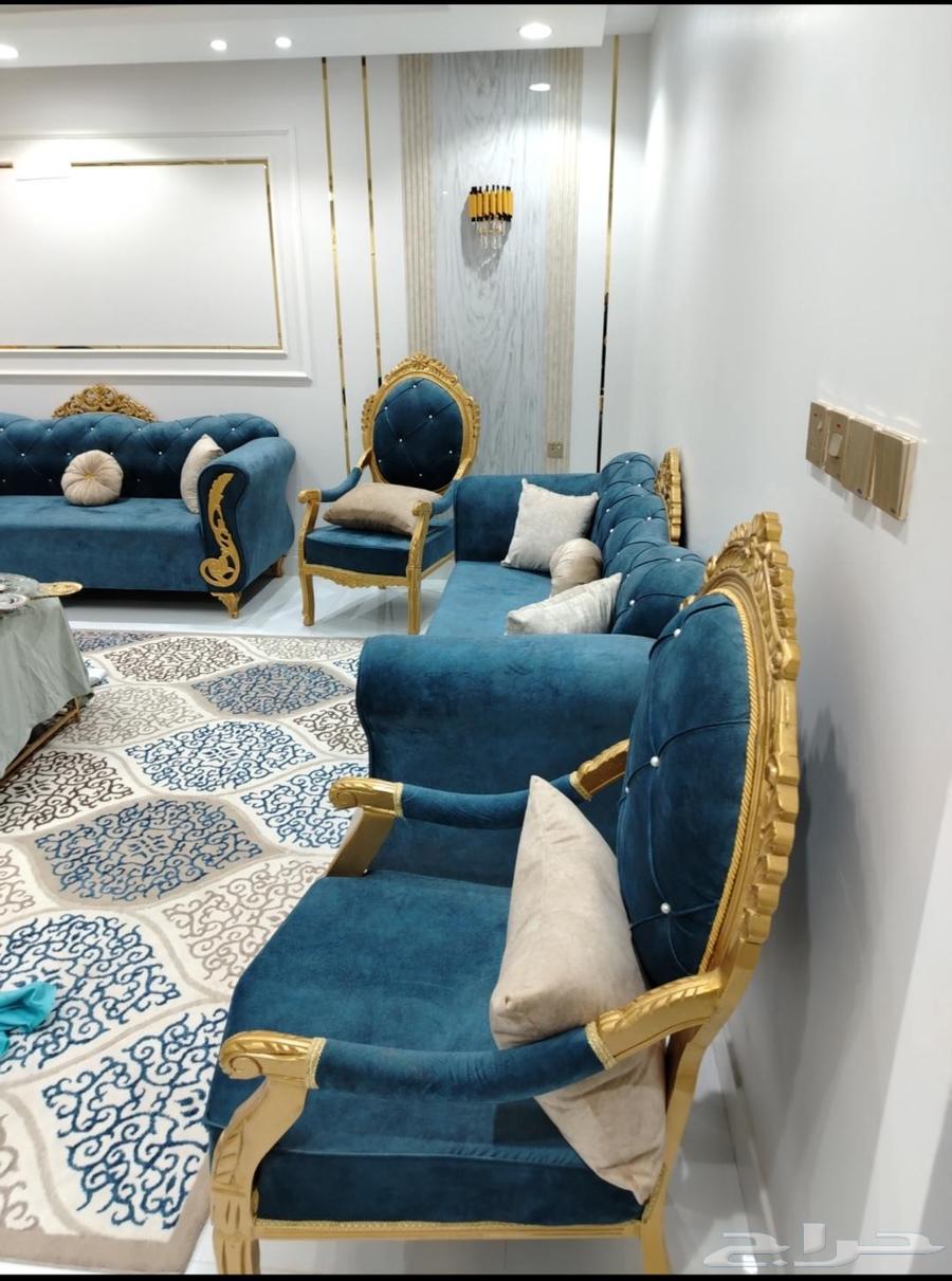 Hello, I'm offering a clean sofa for sale64513313651715111