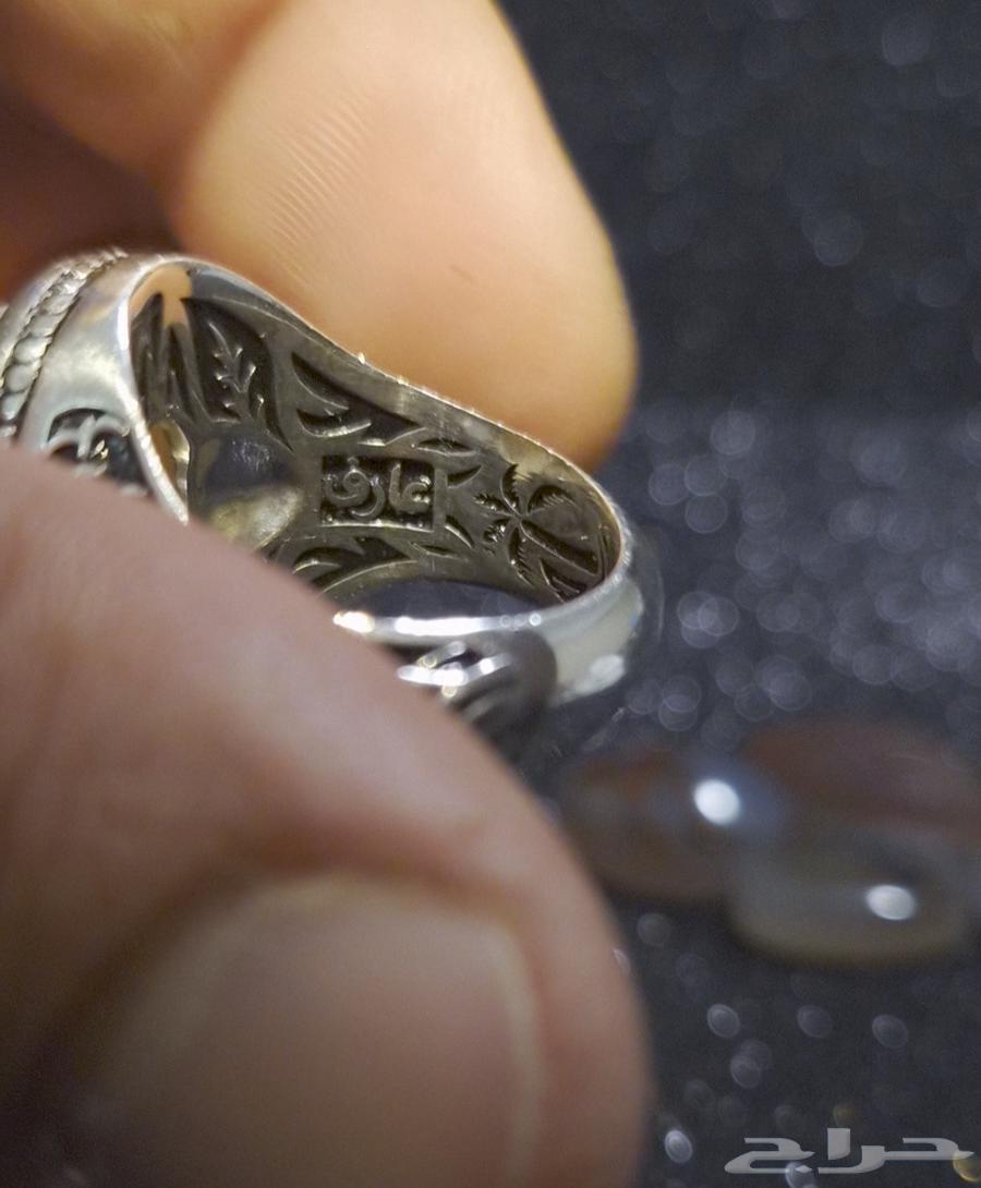 Suleiman Carnelian Ring with Clear Face Silver64511534497538112