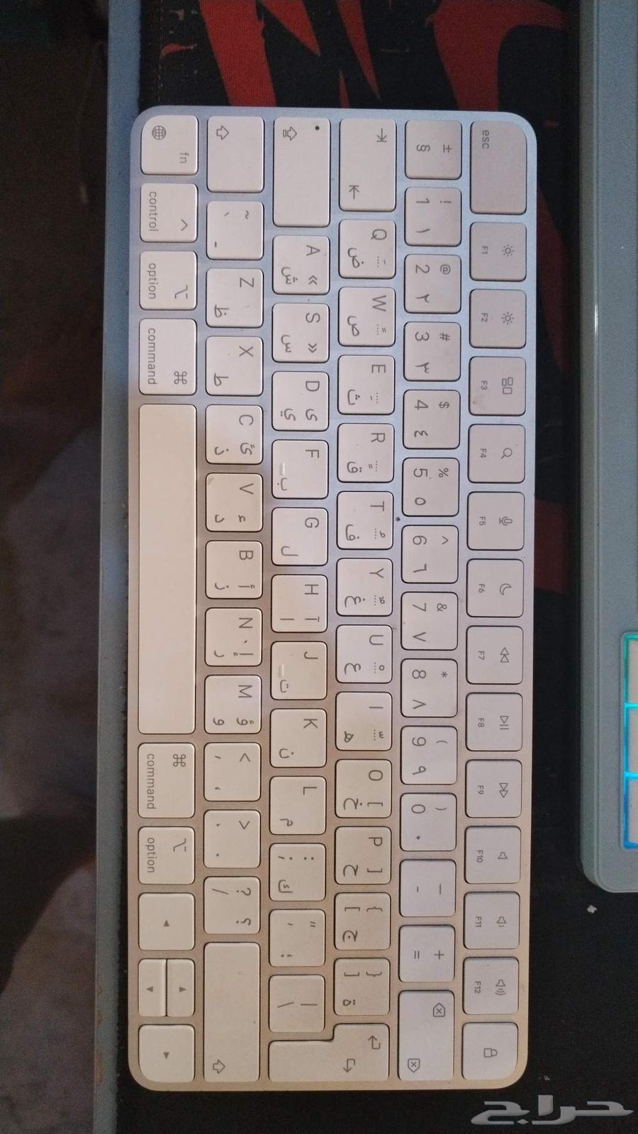 Apple Keyboard64512218034178111