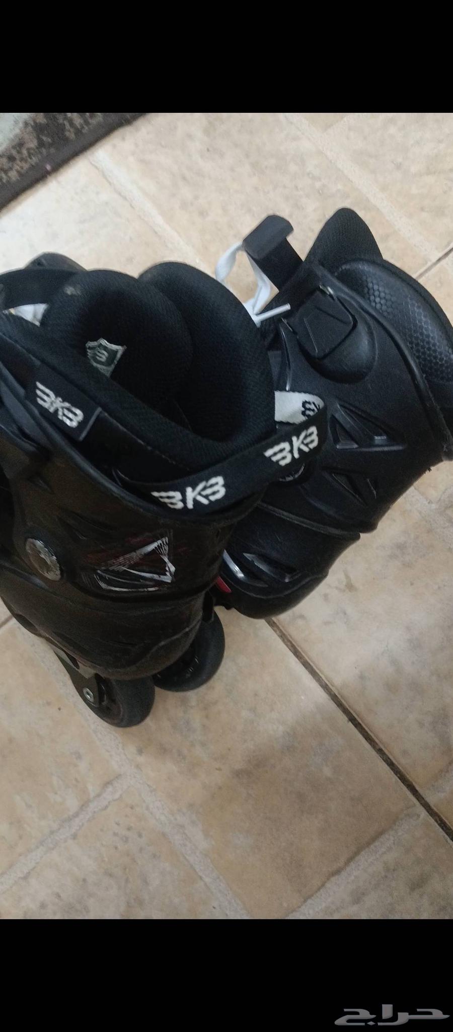 Almost new skates, but not clear in the picture64518229051521112