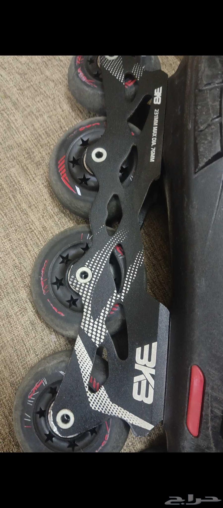 Almost new skates, but not clear in the picture64518229051521111