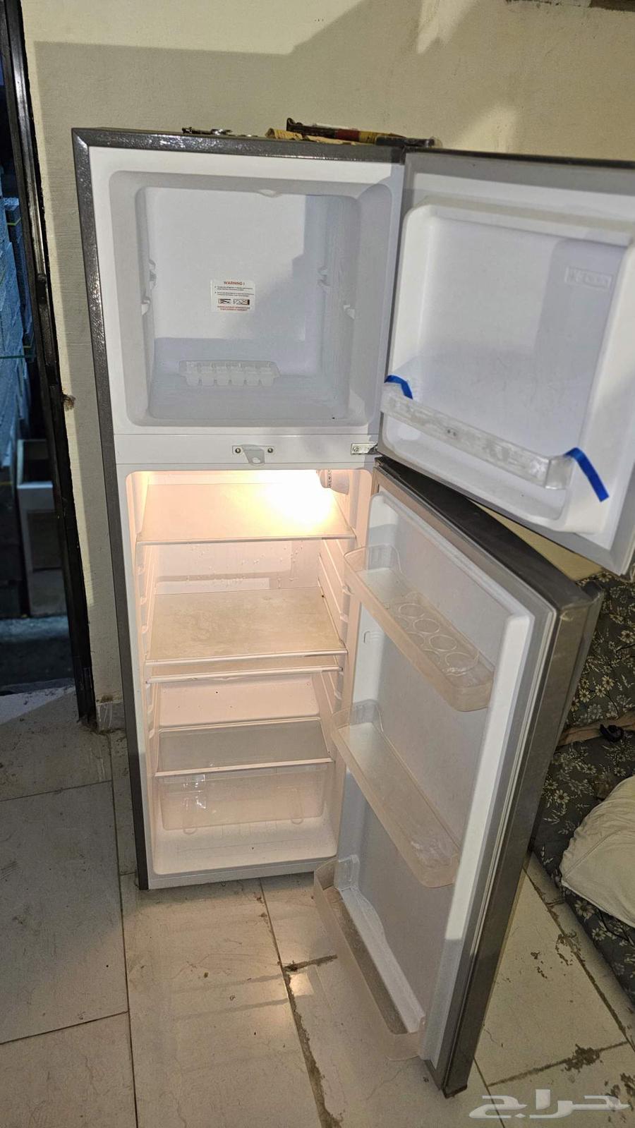 New fridge used for two months64513811411714112