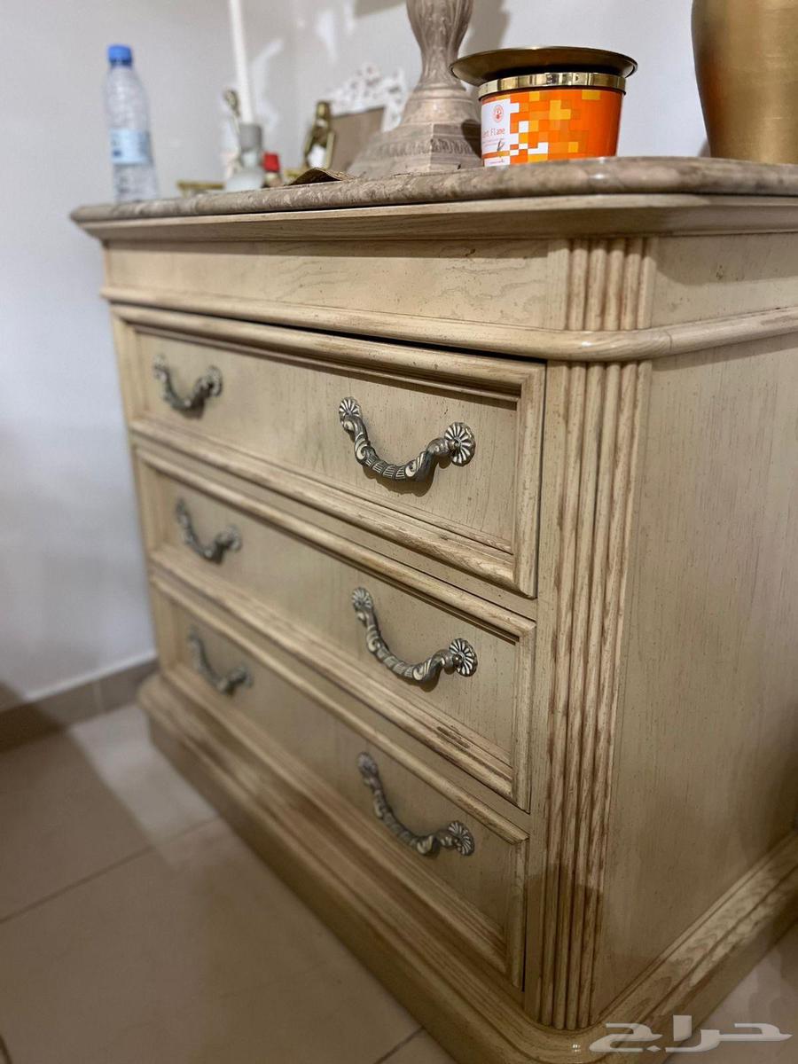 غرفة نوم نظيفه جدا64510859603842114