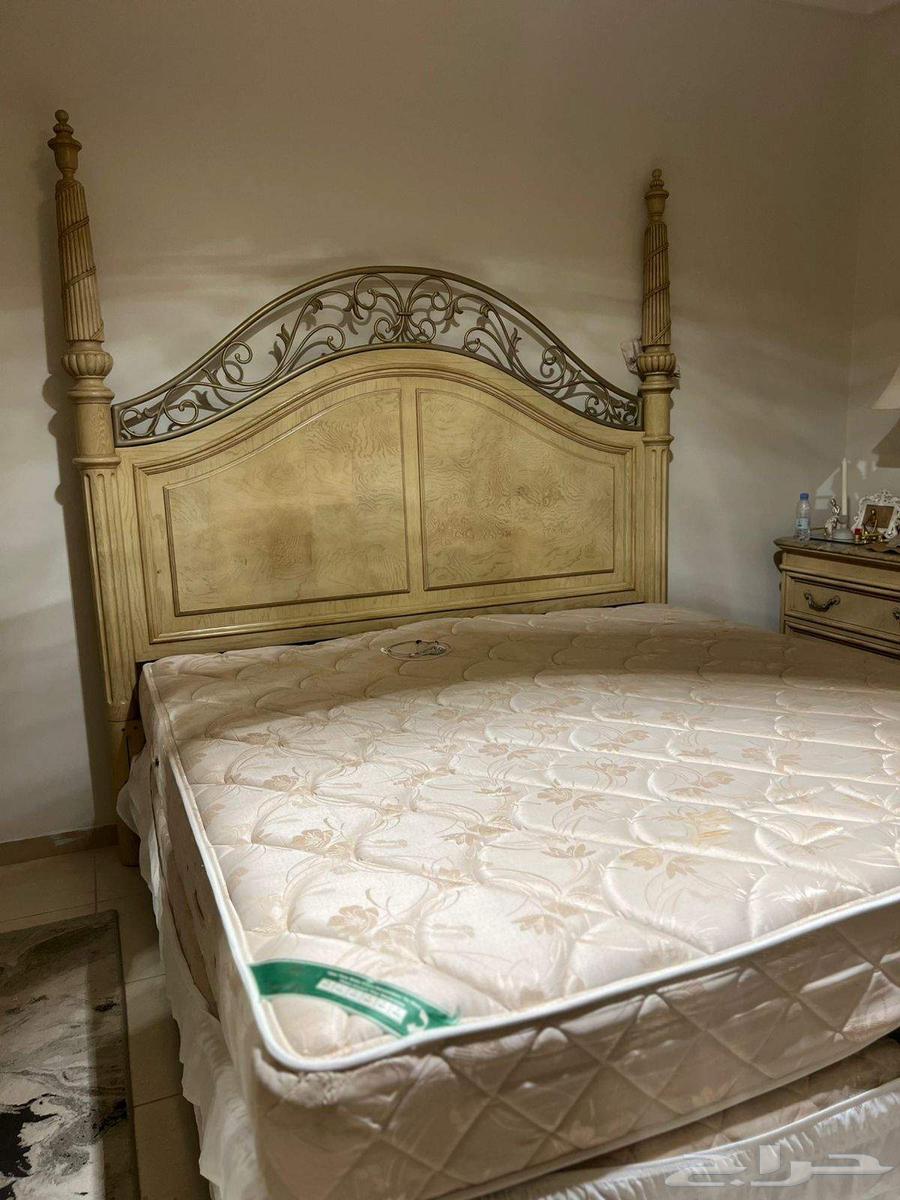 غرفة نوم نظيفه جدا64510859603842112