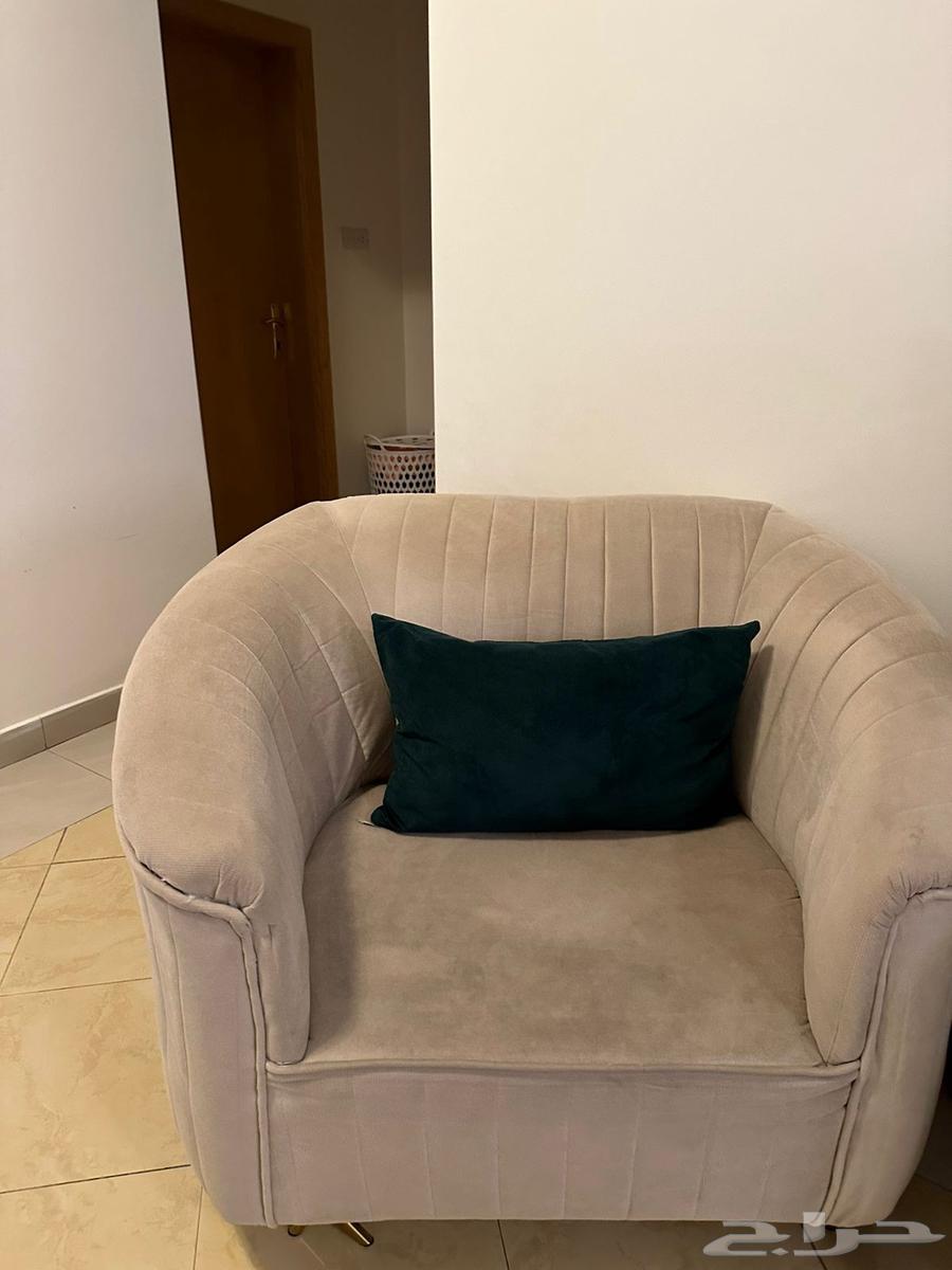 Sofa for sale, in good condition, located in Al-Rayyan neighborhood, East Riyadh64511870948483111