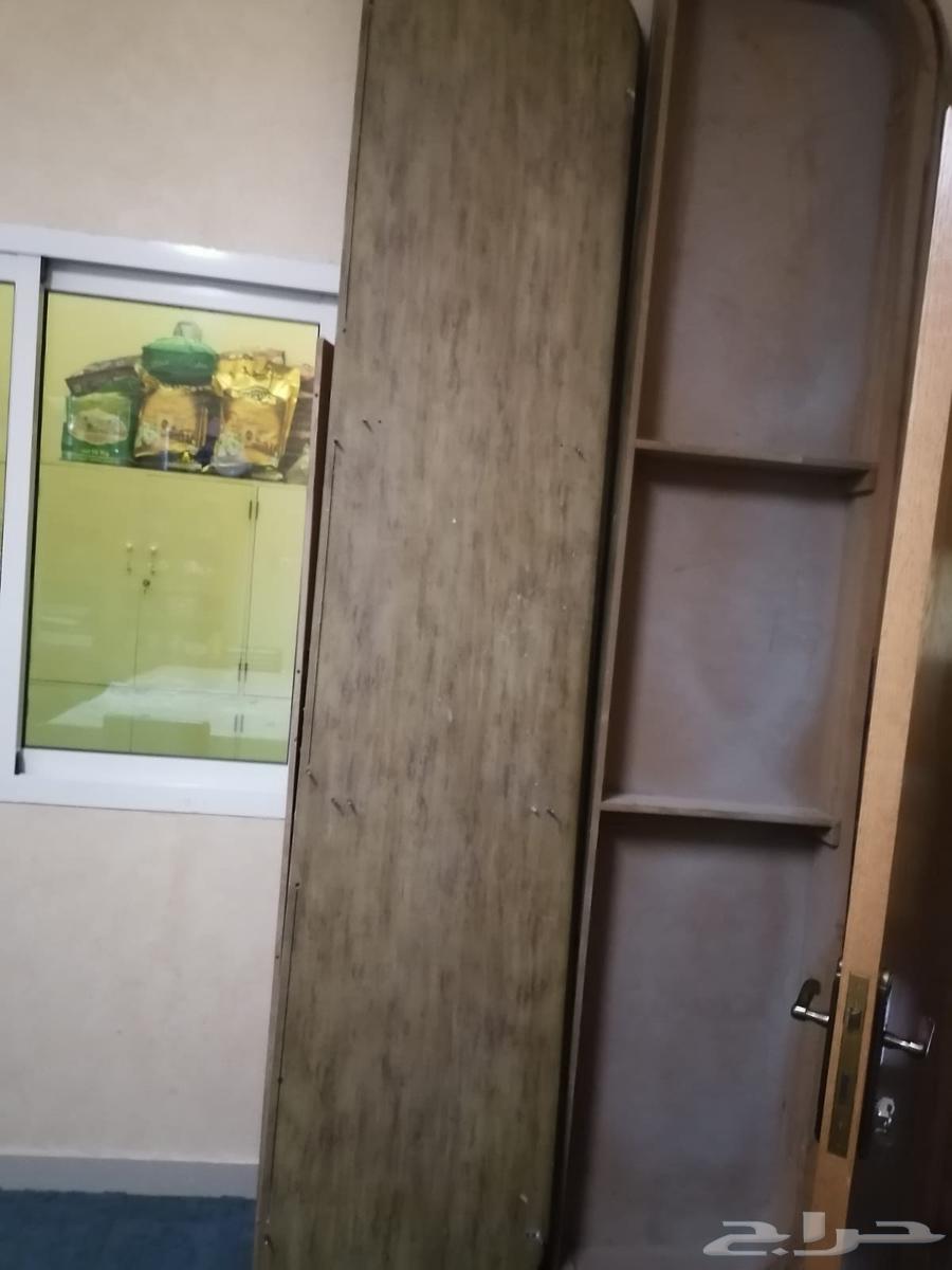 غرفة النوم للبيع لاني بحاجة للفلوس لوسمحتم64512790412417114