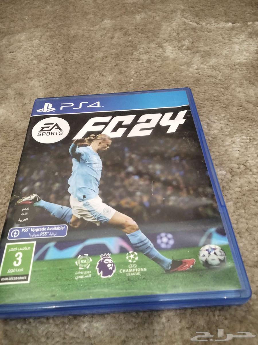 Used Sony 4, clean condition, comes with controller and PS24 video tape included64514692726658113