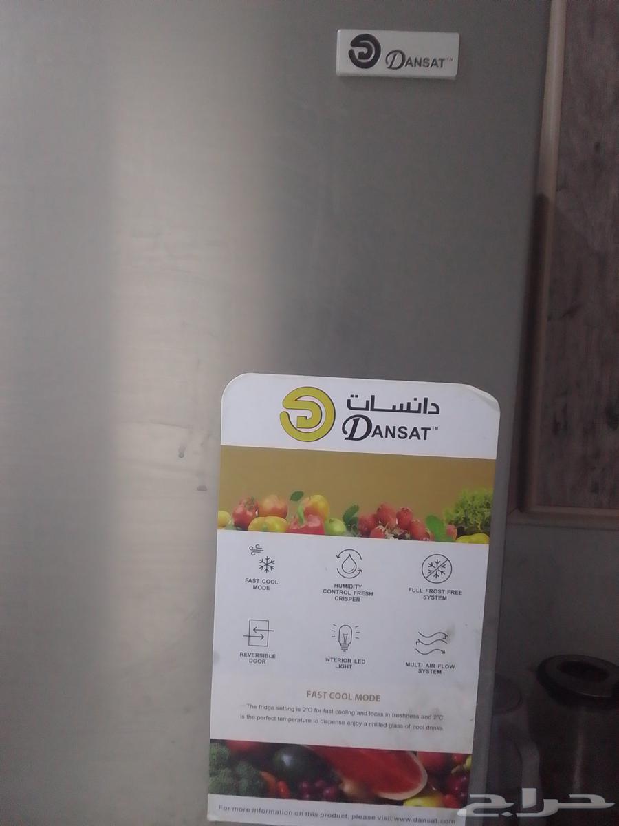 ثلاجه شبه جديده 7 قدم64512469093889110