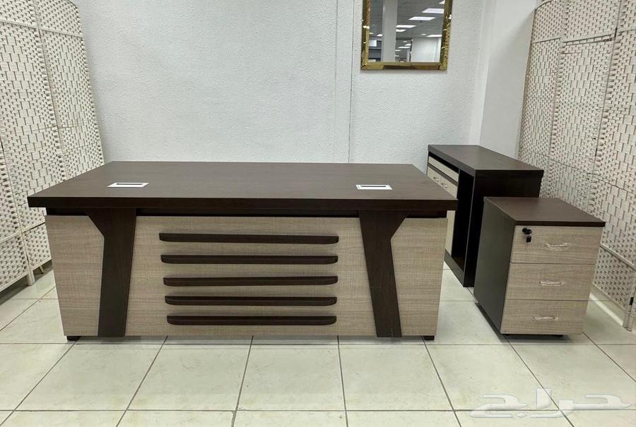New office desk available in various sizes and colors64513105527425110