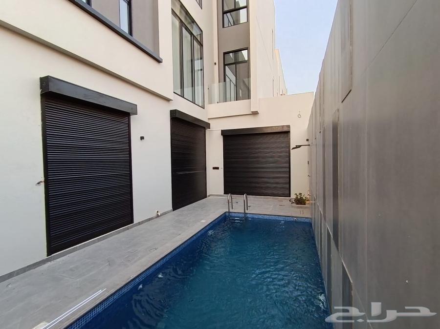 نوافذ شتر كهربائي او يدوى64518116644737111